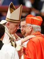 پاپ با کاردینال های جدید، مهری بر آینده کلیسا می گذارد