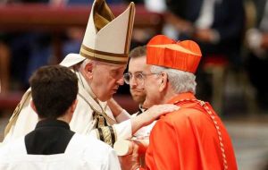 پاپ با کاردینال های جدید، مهری بر آینده کلیسا می گذارد