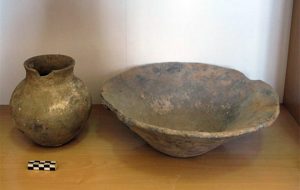 کشف ۳ ظرف سفالی هزاره اول قبل از میلاد در طارم