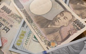 ین ژاپن تحت فشار با افزایش USD/JPY پس از جکسون هول، آیا Nikkei 225 سقوط خواهد کرد؟