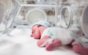 ۱۴ باور نادرست درباره تغذیه کودک با شیرمادر ۱۴ باور نادرست درباره تغذیه کودک با شیرمادر