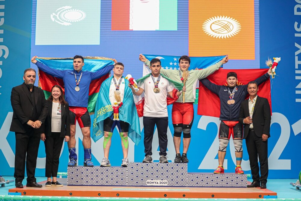 ۳ طلا روی سینه رسول معتمدی