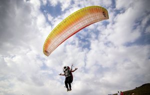 سقوط ۲ فروند پاراگلایدر در کردکوی + آخرین جزییات سقوط ۲ فروند پاراگلایدر در کردکوی + آخرین جزییات