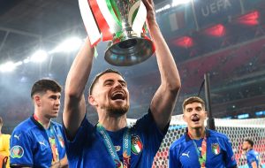 جورجینیو از تتوی جدیدش رونمایی کرد / عکس جورجینیو از تتوی جدیدش رونمایی کرد / عکس