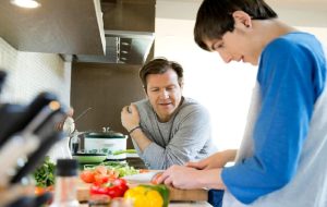 خطرات رژیم گرفتن برای نوجوانان