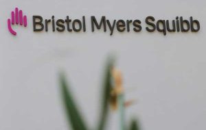 Bristol Myers، AbbVie قصد دارند تا 360 شغل در کالیفرنیا را کاهش دهند