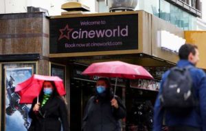 Cineworld تمام سینماهای بریتانیا را به دلیل تشییع جنازه ملکه تعطیل می کند