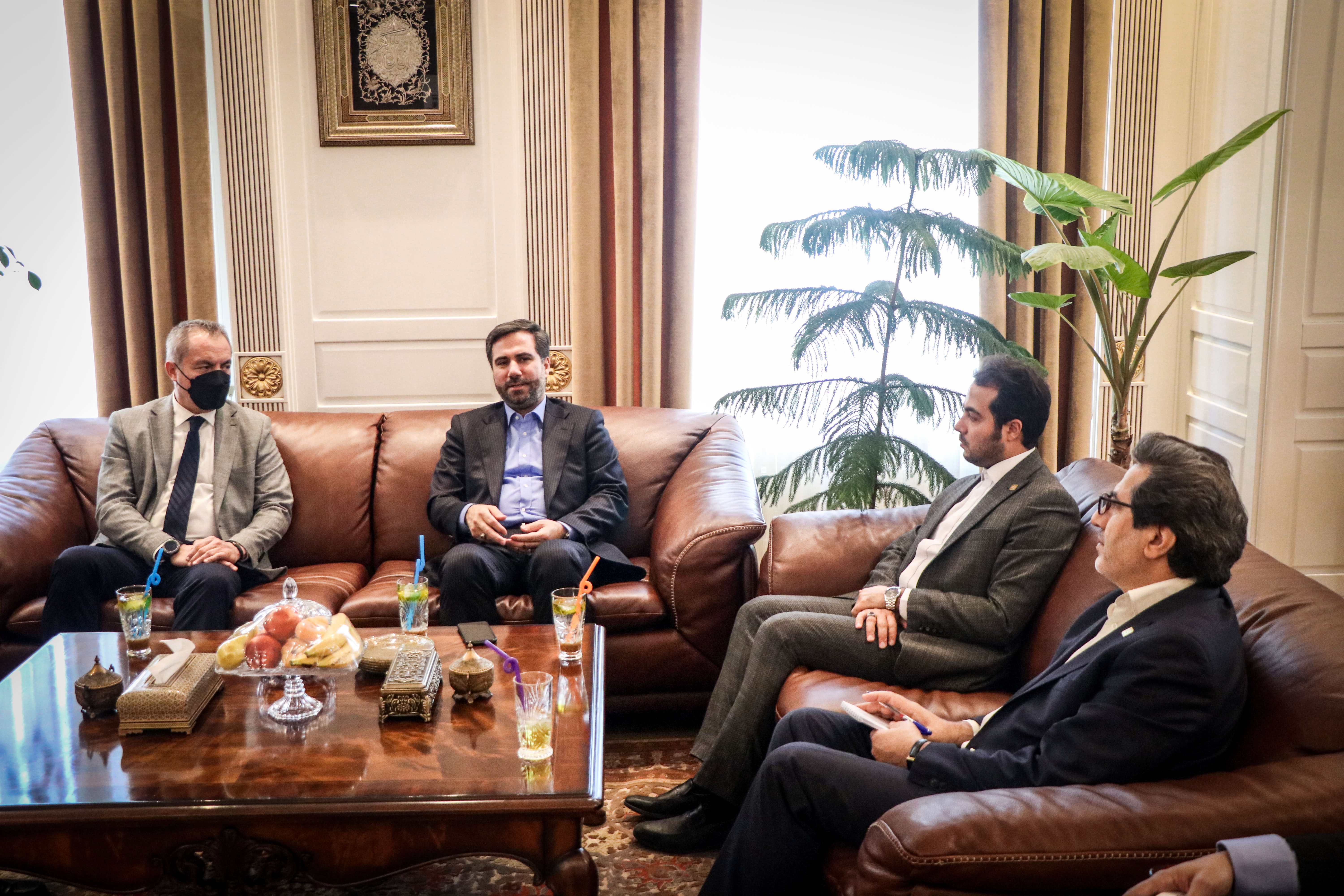 ابراز تمایل سفیر مکزیک به همکاری مشترک این کشور با شرکت دخانیات ایران