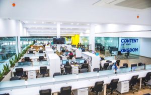 اینجا همه نوع  شغلی  برای هر سنی موجود است