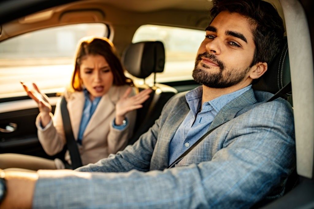  نشانه های مردان بی تعهد به عشق و زندگی