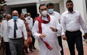 دادگاه سریلانکا به وزیر دارایی سابق باسیل راجاپاکسا اجازه داد تا به خارج از کشور سفر کند