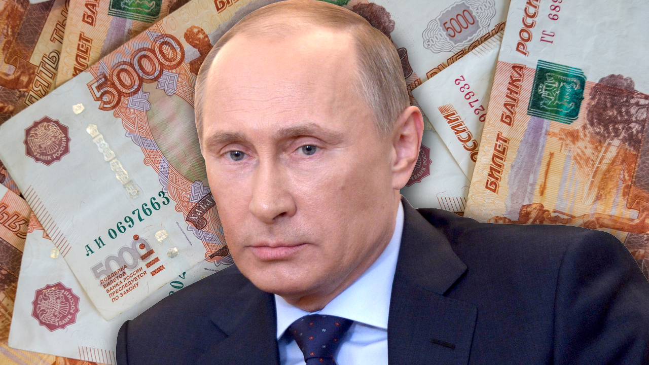 در حالی که دلار آمریکا یورو، پوند و ین را زیر پا می گذارد، روبل روسیه در برابر گرینبک افزایش می یابد.