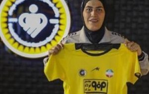 دروازه‌بان شماره یک تیم ملی سپاهانی شد