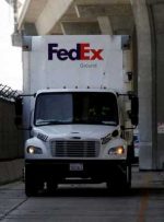 سرمایه گذاران Analysis-FedEx از مدیر عامل جدید پس از پیش بینی عقب نشینی ناامید شدند