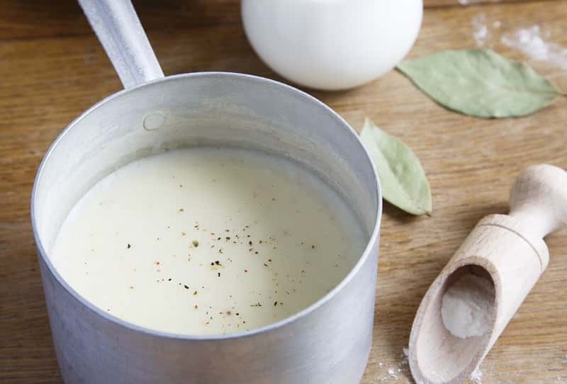 اشتباه اکثر خانمها در طرز تهیه سس بشامل