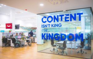 فیسبوک، در آمریکا دیجی‌کالا در ایران