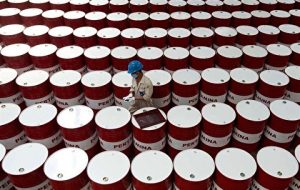 قیمت جهانی نفت امروز ۱۴۰۱/۰۶/۱۸