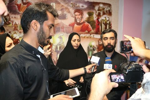 جبران نقیصه فعالیت های فرهنگی با برپایی موکب های فرهنگی توسط نهاد کتابخانه های عمومی کشور/ موکب نهاد کتابخانه‌های عمومی کشور یکی از جذاب ترین مواکب مرز چذابه است