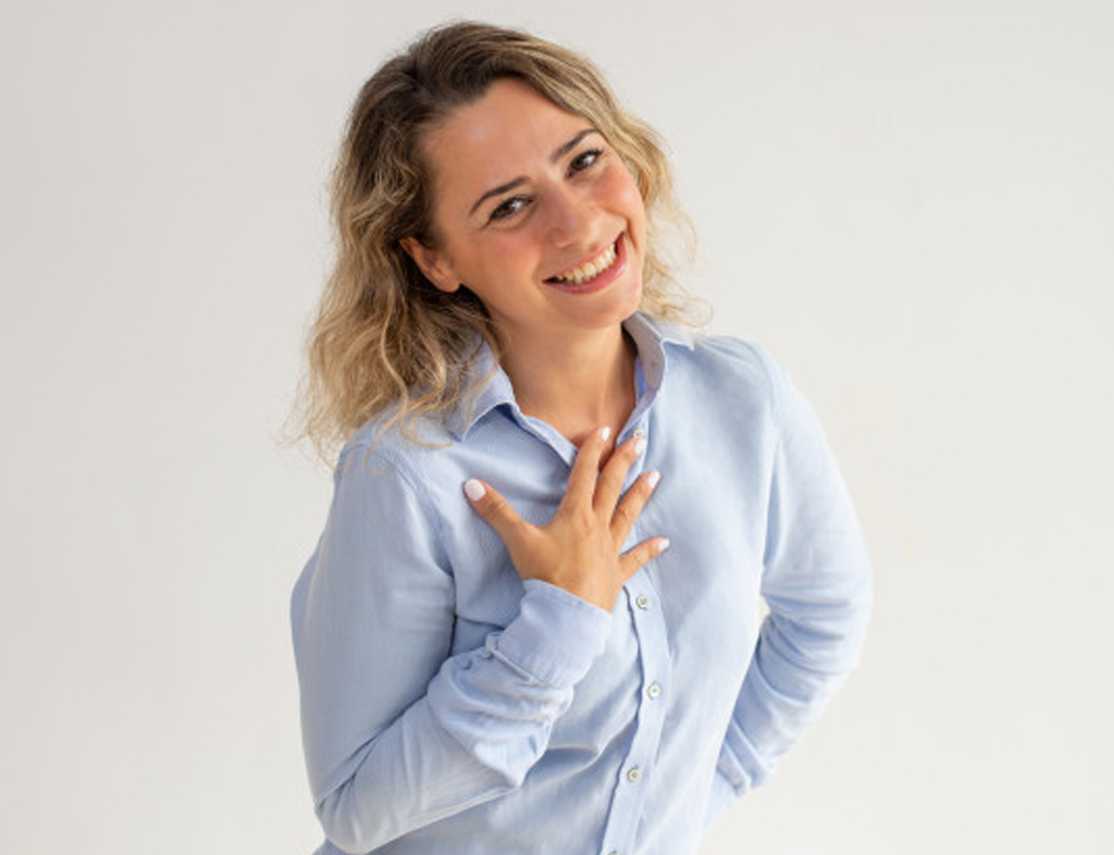 تعریف و تمجید کردن