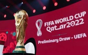 نماینده فیفا: کاپ را بردارید برویم؛ اینجا چه خبر است؟ نماینده فیفا: کاپ را بردارید برویم؛ اینجا چه خبر است؟