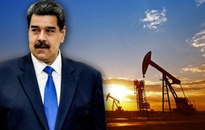 نیکلاس مادورو غرب را با فراوانی نفت و گاز وسوسه می‌کند، رئیس‌جمهور ونزوئلا می‌خواهد تحریم‌ها برداشته شود – اقتصاد بیت‌کوین نیوز