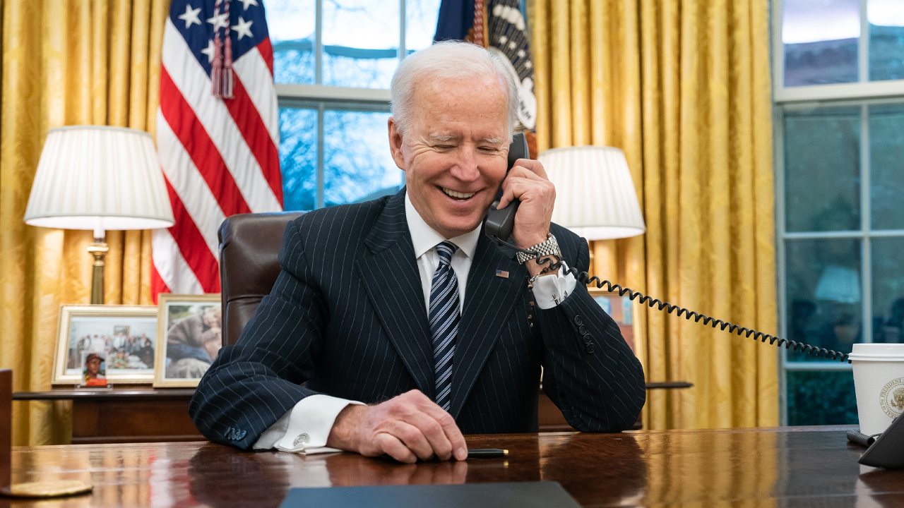 وزارت علوم و فناوری کاخ سفید می گوید استخراج بیت کوین تلاش های آمریکا برای تغییر آب و هوا را تهدید می کند.