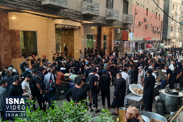 ویدئو / بازگشت زائران اربعین از مرز مهران