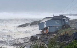 پس از طوفان تاریخی فیونا که سواحل شرقی را ویران کرد، کانادا برای مسافت های طولانی کمربند می شود