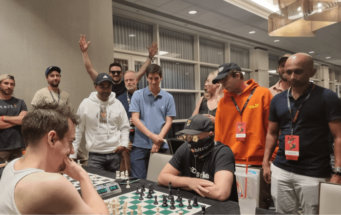 Bitblock boom مسابقه شطرنج سرگرم کننده