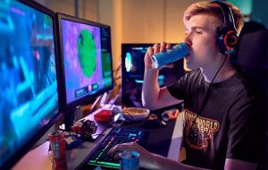 گیمرها اینگونه در ایران تا ماهی یک میلیارد و ۲۰۰ میلیون تومان درآمد دارند!