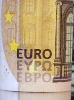 یورو در بحبوحه سیگنال‌های جنگ‌طلب بانک مرکزی اروپا جهش کرد، ارزش دلار قبل از CPI آمریکا