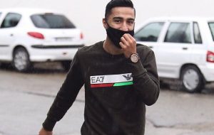 بازگشت کریمی به فوتبال پس از ۶۱۶ روز/عکس