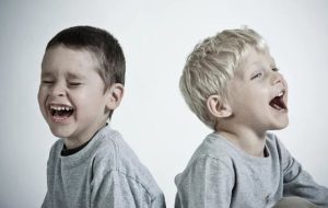 استراتژی هوشمندانه و شادی‌آور انسان برای بقا!