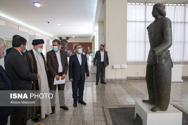 رئیسی چرا به موزه ملی ایران رفت؟