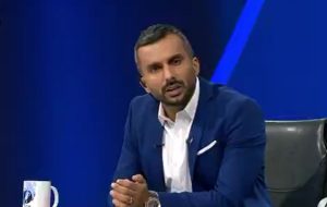 واکنش میثاقی به یک شایعه/عکس واکنش میثاقی به یک شایعه/عکس