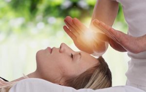 آموزش ریکی؛ قواعد و اساس آن + روش خوددرمانی آموزش ریکی؛ قواعد و اساس آن + روش خوددرمانی