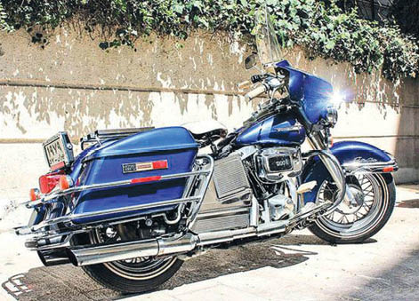 خالق غرش های مهیب در خیابان ها! / قدیمی‌ترین برند موتور که توسط پلیس ایران استفاده می شد