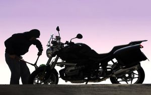 خالق غرش های مهیب در خیابان ها! / قدیمی‌ترین برند موتور که توسط پلیس ایران استفاده می شد