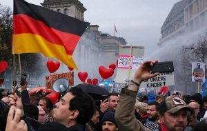 صفحهٔ درخواستی شما یافت نشد.