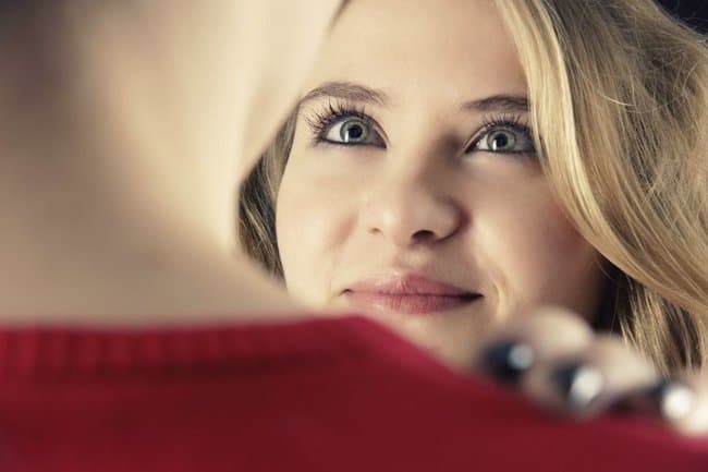 زن زیبا ، زناشویی عشق