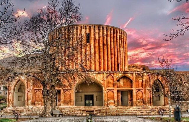 حذف حافظه تاریخی بناهای باستانی با نام‌گذاری جعلی آن‌ها/۱