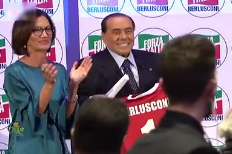 سیاستمدارانی که عاشق فوتبال هستند