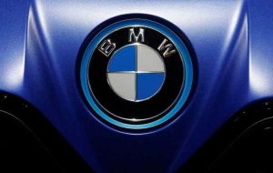 فروش گروه BMW در سه ماهه سوم اندکی کاهش یافت