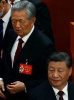 هو جین تائو، رئیس جمهور سابق چین، از کنگره حزب خارج شد