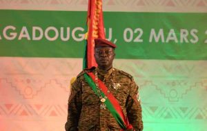 کاپیتان ارتش بورکینافاسو سرنگونی حکومت نظامی را اعلام کرد