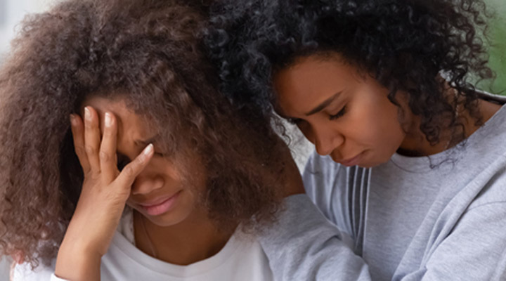 چه کسی کمک های اولیه روانشناسی را ارائه می‌دهد؟