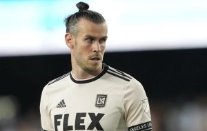 عکس | هشدار به ایران و کی‌روش؛ گرت بیل قهرمان دو صد متر شد!