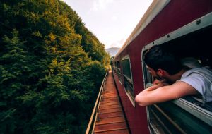 خوب و بد سفر با امن ترین وسیله نقلیه دنیا / مزایای سفر با قطار چیست؟