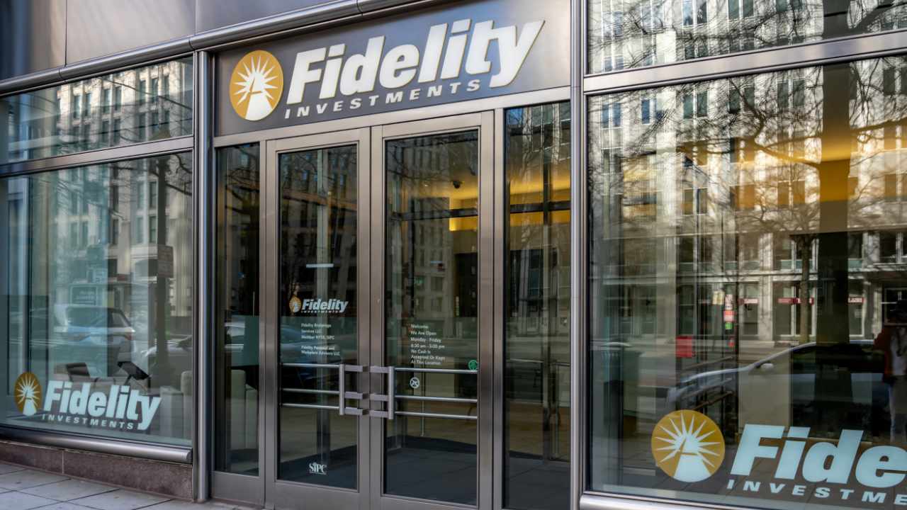 Fidelity Investments سرویس تجارت رمزنگاری خرده فروشی بدون کمیسیون را برای بیت کوین و اتر راه اندازی می کند