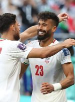 ببینید | تشویق بازیکنان تیم ملی توسط هواداران پس از حذف تلخ از جام جهانی